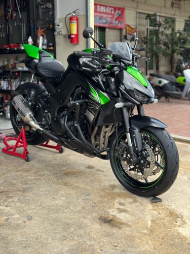 Kawasaki Z1000 2017 full tax plate number