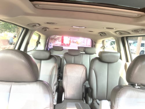 Kia Carnival 2010