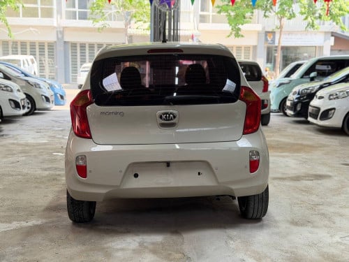 Kia morning ប្រអប់លេខធំ ស្ទុះខ្លាំង