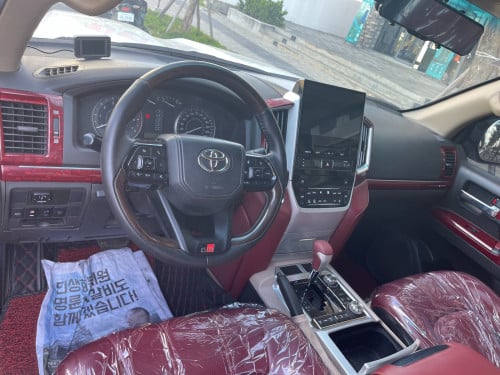 LAND CRUiSER V6