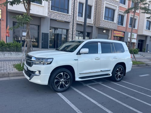 LAND CRUiSER V6