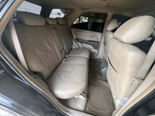Lexus rx300 ឆ្នាំ 2000 ប៉ុង1