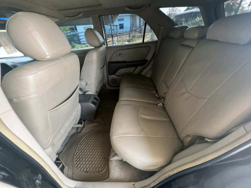 Lexus rx300 ឆ្នាំ 2000 ប៉ុង1