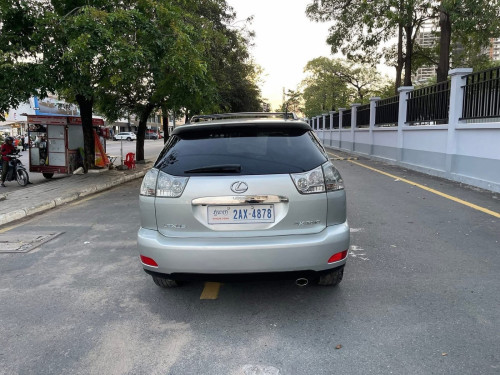 LEXUS RX330