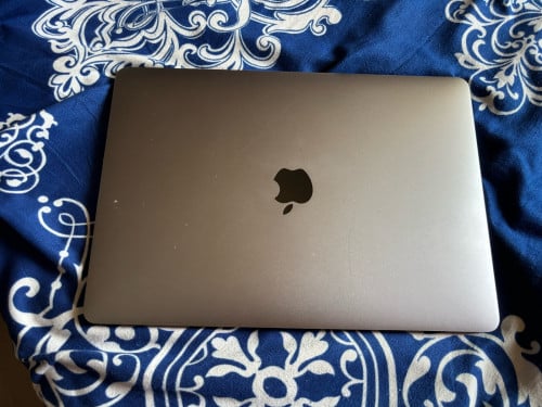 MacBook Pro 2019 i7 ram 16gb 512g