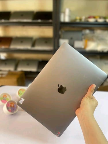 Macbook Pro Year2018 Touch Bar