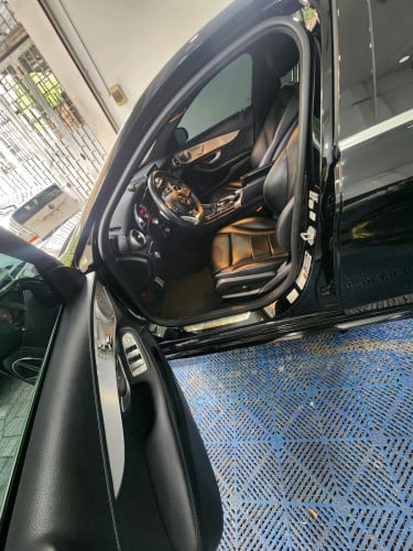 Mercedes 2015C300 AMG មូល100% ថ្មីណាស់