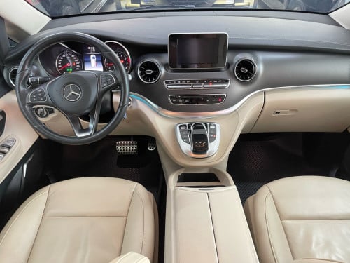 Mercedes Benz V250 2020