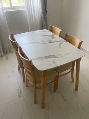 Modern home dining set with 4 chair