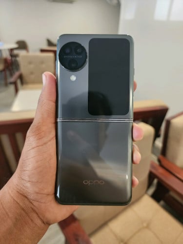 Oppo Find N3 Flip 12g/256g (វៃដូរបាន)👉$295