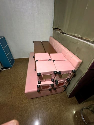 Pink pink 🩷 Sofas