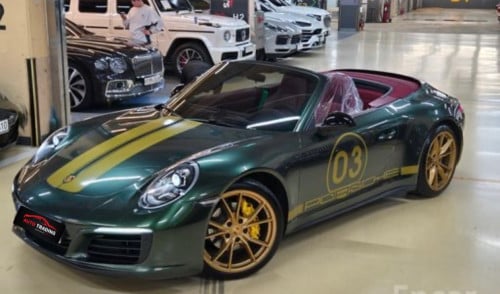 Porsche 911 Carrera Cabriolet 2018