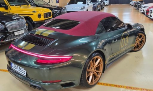 Porsche 911 Carrera Cabriolet 2018