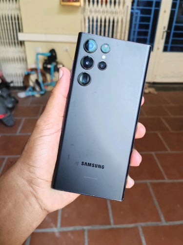 Samsung S22 Ultra 8g/128g(វៃដូរបាន)👉$295