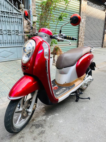 SCOOPY (770$) Japan 2016 110cc