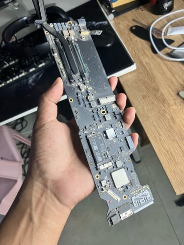 Selling Motherboard MacBook air 2013-2015