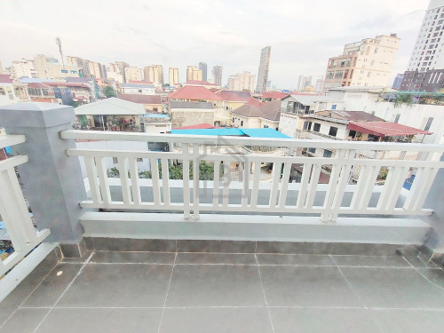 Spacious 1 Bedroom Apartment for RENT in  Toul Kork Area