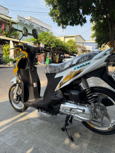 Suzuki Nex 025