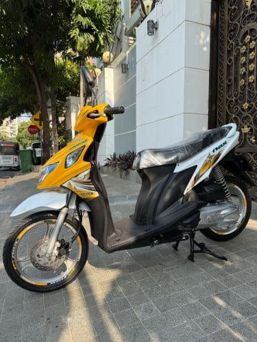 Suzuki Nex 025