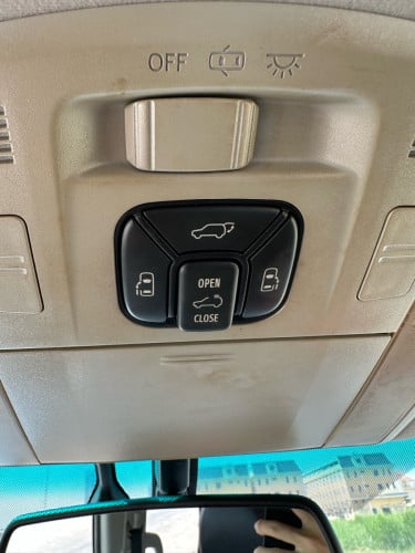 TOYOTA ALPHARD 2014 TOP OPTION. 20000$ ជាងចរចារ