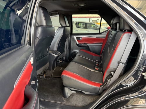 Toyota Fortuner 2023