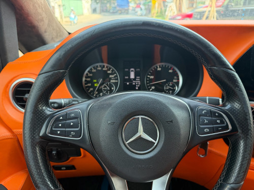 V class