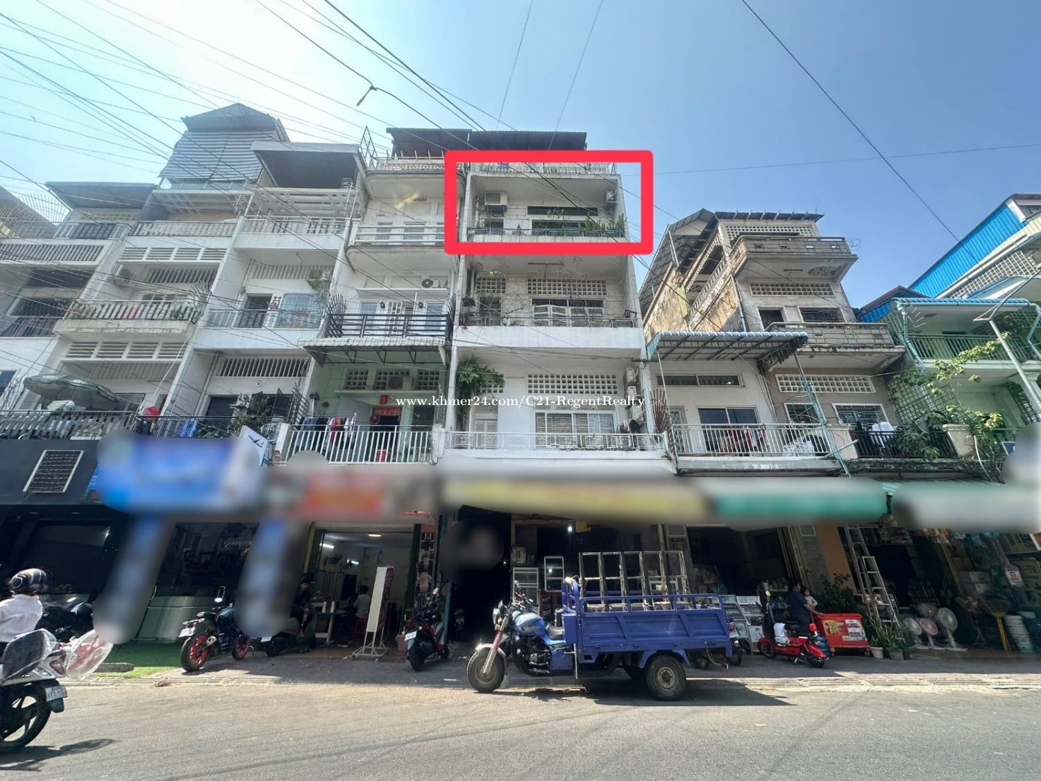 Unit for Sale in Doun Penh. It's Good place to live.