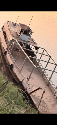 ទូក​ ដរ​ លក់