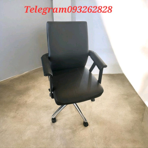 កៅអីការិយាល័យ