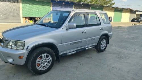 ឆ្នាំ2000លក់