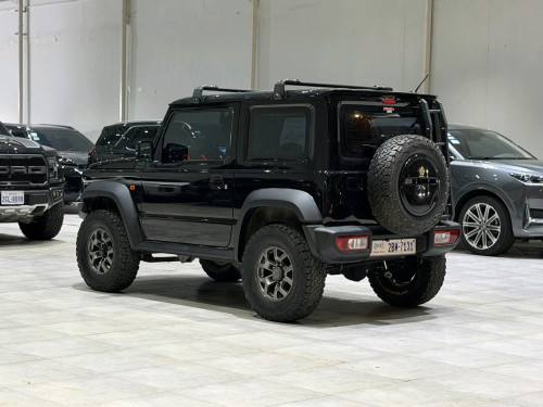 ចូលស្តុកហេីយ!2022 SUZUKI JIMNY ឡានថ្មីខ្លាំង​ លេងគ្រឿងជាង5000$ហេីយស្រេច