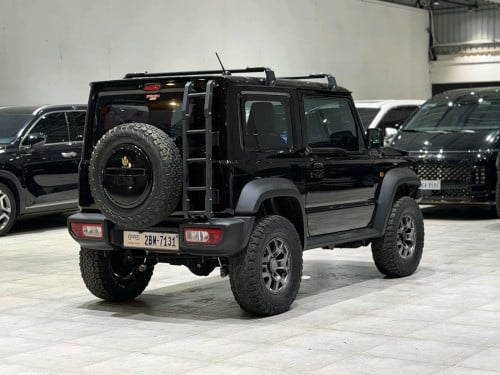 ចូលស្តុកហេីយ!2022 SUZUKI JIMNY ឡានថ្មីខ្លាំង​ លេងគ្រឿងជាង5000$ហេីយស្រេច