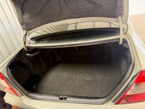 បាឡែនCamry 02 LEទឹកប្រាក់សំនុំសុីនម្ចាស់ដេីមទី1រំលស់សុត100%បាន