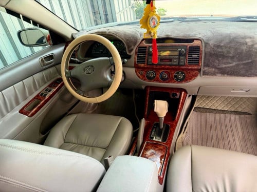 បាឡែនCamry 02 LEទឹកប្រាក់សំនុំសុីនម្ចាស់ដេីមទី1រំលស់សុត100%បាន