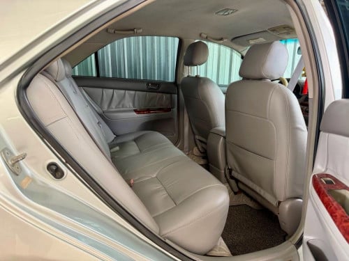 បាឡែនCamry 02 LEទឹកប្រាក់សំនុំសុីនម្ចាស់ដេីមទី1រំលស់សុត100%បាន
