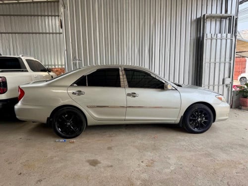 បាឡែនCamry 02 LEទឹកប្រាក់សំនុំសុីនម្ចាស់ដេីមទី1រំលស់សុត100%បាន