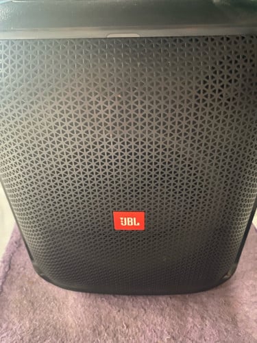 លក់បាស់តឿJBL 1គឿងសាណុំអត់ដែលដោះប្រើខ្លួនឯងផ្ទាល់