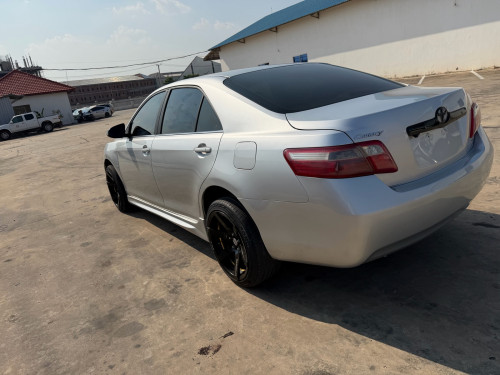 ឡានលក់LEបេីកដំបួលឡានស្អាតឯកសារម្ចាស់ដេីម