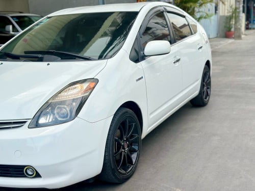ឡានលក់ Prius 06 full no map ពណ័ស ម្ចាស់ដើមទី1