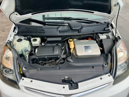 ឡានលក់ Prius 06 full no map ពណ័ស ម្ចាស់ដើមទី1