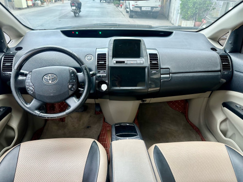 ឡានលក់ Prius 06 full no map ពណ័ស ម្ចាស់ដើមទី1