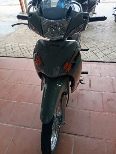 ប្រភេទម៉ូតូអត់ពន់ ចង់បាន tel:0885576606