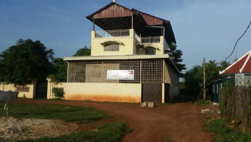 🏡 Large Land + 4-Story Facility in Khnah Village (Siem Reap)