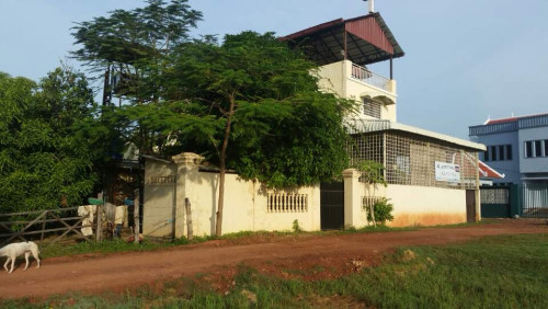 🏡 Large Land + 4-Story Facility in Khnah Village (Siem Reap)