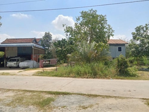 ๐ฆLand Available for Urgent Sale at a Special Price (Negotiable).