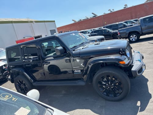 👉 2023 jeep wrangler Sahara សាង 55000$ មកដល់ខែ6