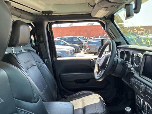 👉 2023 jeep wrangler Sahara សាង 55000$ មកដល់ខែ6