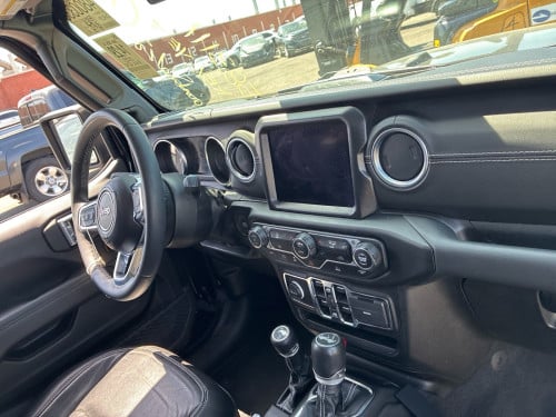 👉 2023 jeep wrangler Sahara សាង 55000$ មកដល់ខែ6