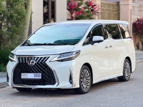📣Lexus LM 015 Up 022 Auto3 ដំបូលខ្មៅ កៅអីម៉ាស្សា ក្នុងខ្មៅហ្សុីន លេងភ្លើងឌីម Camera 360 ។