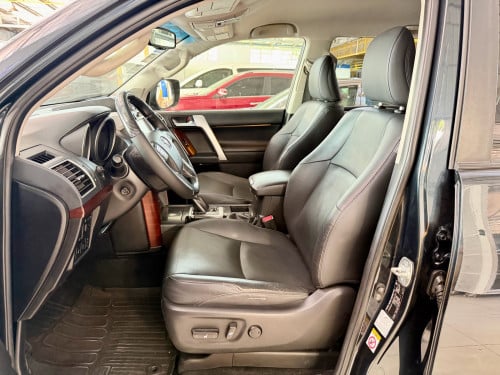2017 Prado ម៉ាស៊ូត V4 (2.8) full